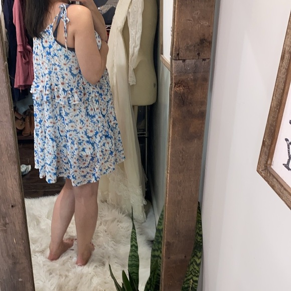 &merci floral dress size medium - Picture 4 of 7